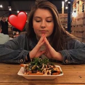 Meet your Posher, Halle